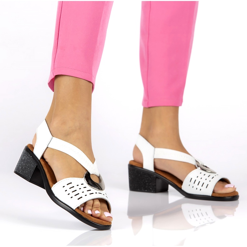 Sandálias de couro aberto com Filippo DS2308/22 Decoração branca branco 1