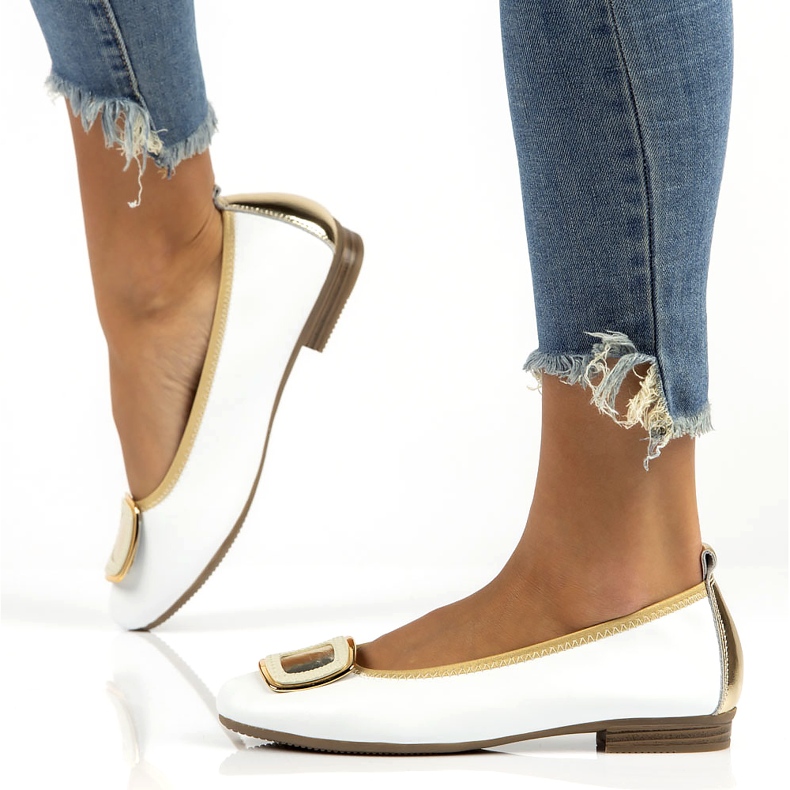 Sapatos de couro com decoração Filippo DP3661/22 Wh branco 8