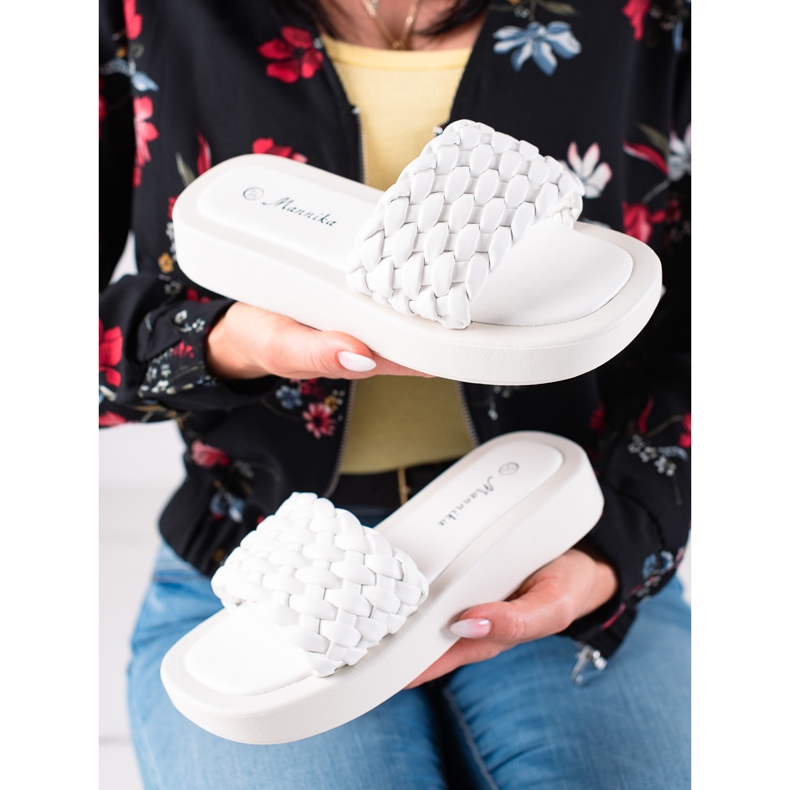 Mannika Chinelos na plataforma branco 1