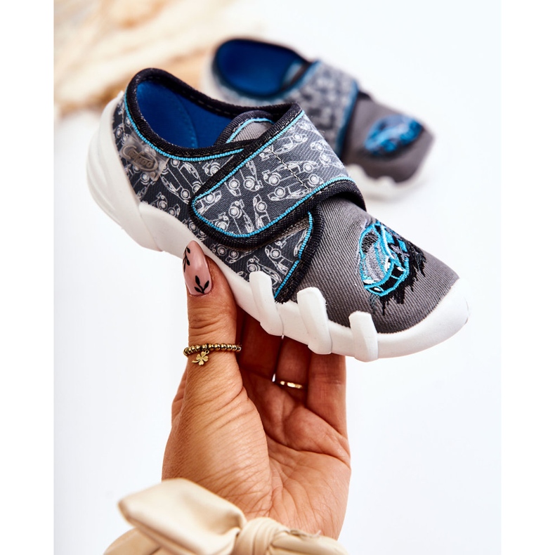 BEFADO S.A. Chinelos Befado Velcro Car 273X339 Cinza-Azul 1