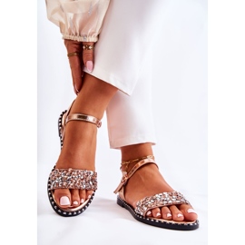 PS1 Sandálias femininas de salto plano com tachas Rose Gold Francesca rosa dourado 2