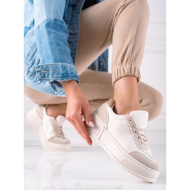 TRENDI Tênis elegantes na plataforma bege 1