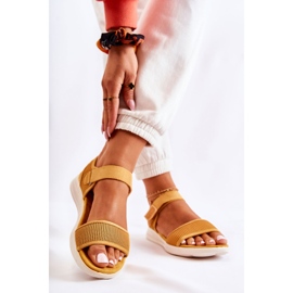 PE1 Sandálias femininas confortáveis ​​com velcro amarelo Sidney 2