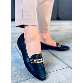 Mocassim Addison Black com corrente preto 1
