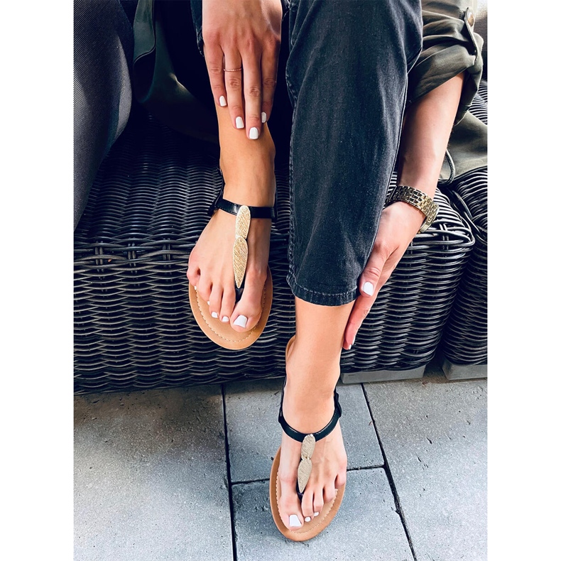 Chinelos Attina Black preto 1