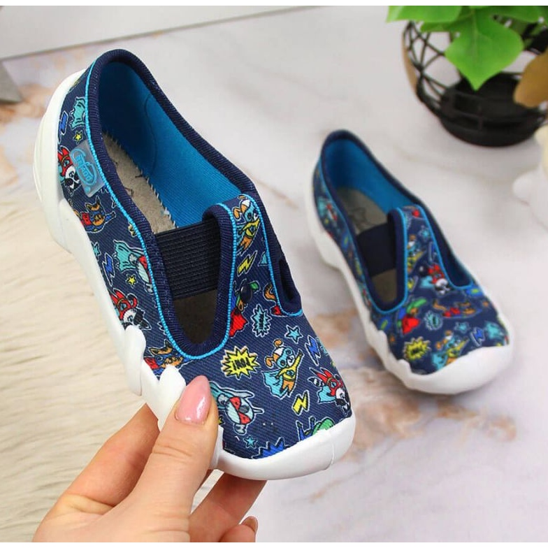 Chinelos para jardim de infância em elásticos, azul marinho Jr. Befado 1