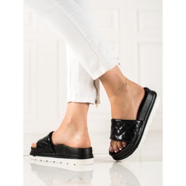 Small Swan Chinelos acolchoados na plataforma preto 1 Small Swan Chinelos acolchoados na plataforma preto 1