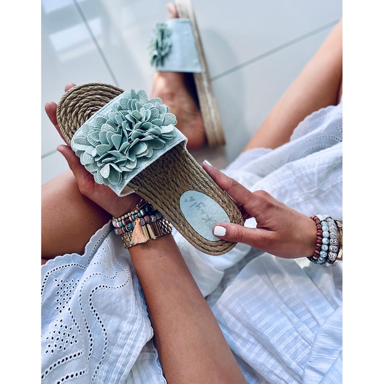 Chinelos florais fiesta verde prímula 1