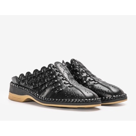 Pantufas pretas a céu aberto Breno preto 1