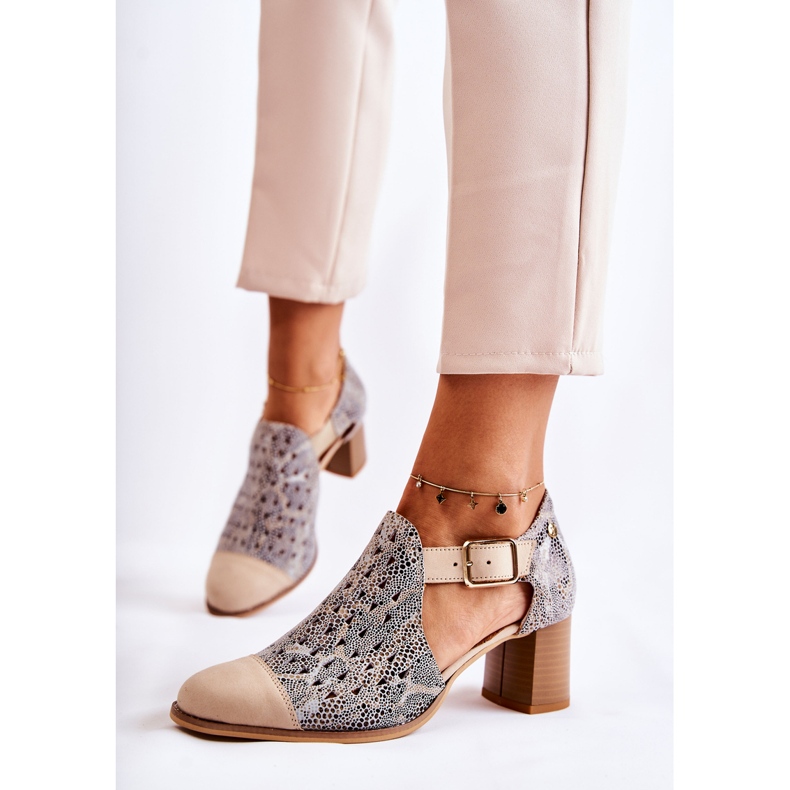 Botins femininos de couro vazado Maciejka 04962-04 bege 1