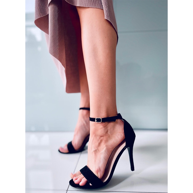 Sheila Sandália preta de salto alto preto 1