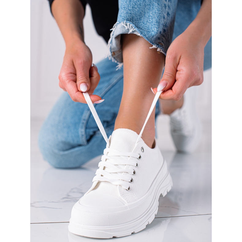 SHELOVET Tênis brancos na plataforma 1