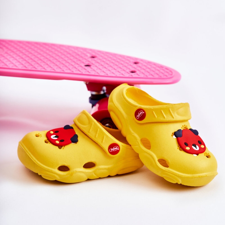 BEFADO S.A. Chinelos infantis Kroks Miś Befado 159X107 Amarelo 2