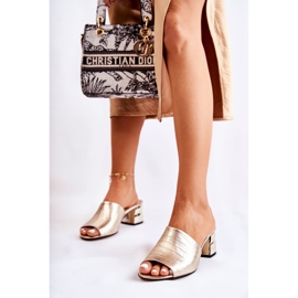 PA2 Chinelos femininos de couro com padrão de crocodilo no calcanhar Golden Perry dourado 1