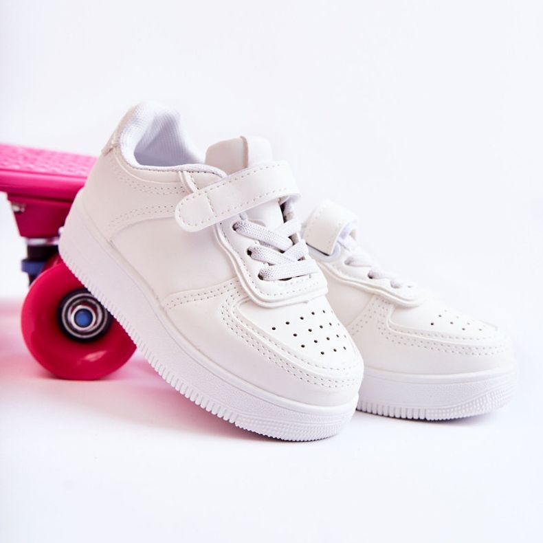 Tênis esportivo infantil com velcro branco Elike 1