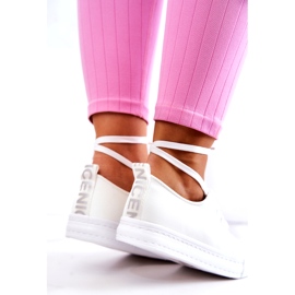 PS1 Tênis feminino de couro branco Mikayla 4