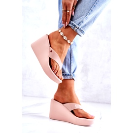 Chinelos femininos com cunha ZAXY HH285294 nude bege rosa 2 Chinelos femininos com cunha ZAXY HH285294 nude bege rosa 2