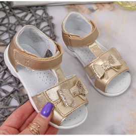 Sandálias de velcro Kornecki Jr KOR6309 dourada dourado 1