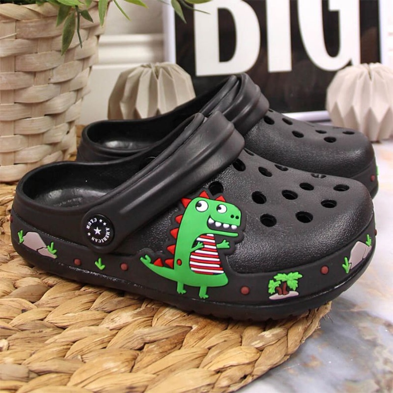 Pantufas pretas American Club Jr.AM900A com dinossauro preto 2