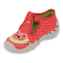 Chinelos infantis Befado com alfinetes 110P459 vermelho 1