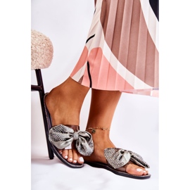 Chinelos femininos de borracha com laço preto-cinza Meriden 2