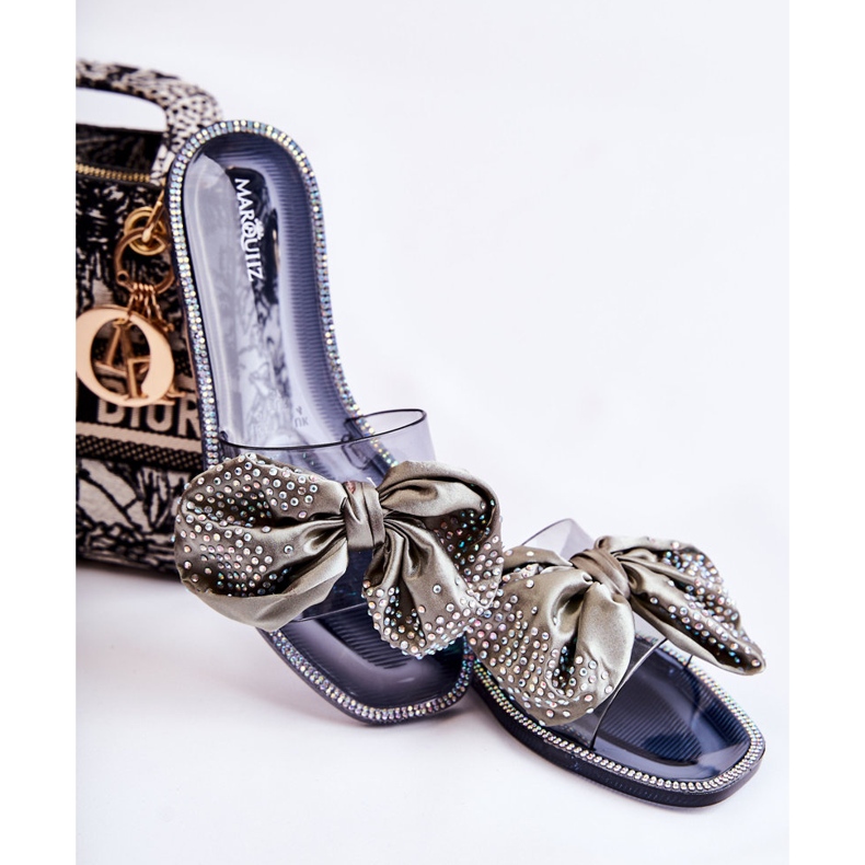 Chinelos femininos de borracha com laço preto-cinza Meriden 1