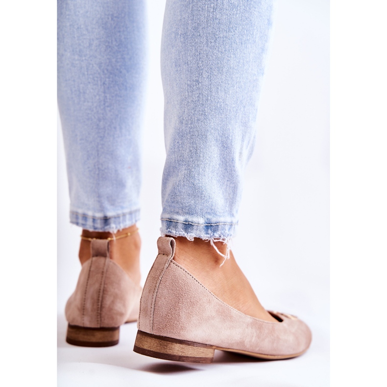 Bailarinas Femininas de Camurça com Decoração Nicole 2746 Bege 2