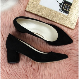 Bombas no poste de camurça preta Juma preto 2