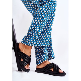 PJ1 Chinelos femininos clássicos de couro preto Daron 1