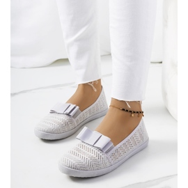 Tênis Zorda cinza vazado 1