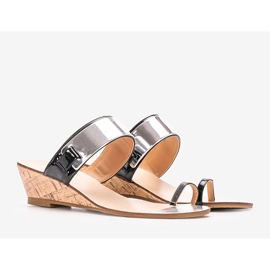 Chinelos de cunha aberta pretos Trentino 1