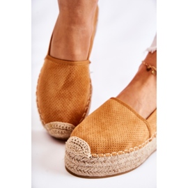 PG1 Alpercatas femininas na plataforma Camel Marise marrom 1