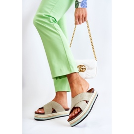 PG1 Chinelos femininos de camurça na plataforma verde Neriko 2