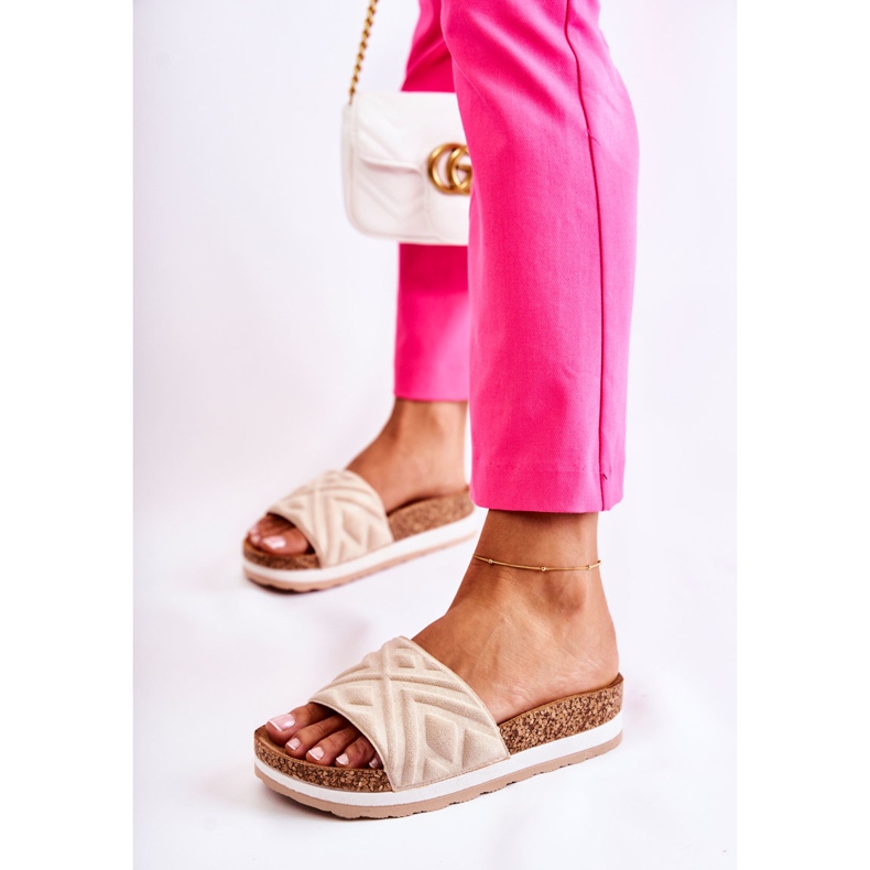 PG1 Chinelos de camurça femininos em uma plataforma maciça Bege Heritta 2