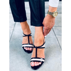 Sandália Penny Damasco bege preto 1