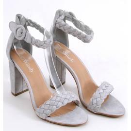 Sandálias no poste de Donna Gray cinza 2