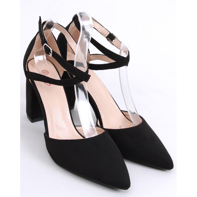 Bombas no poste de Lizzie Black preto 2