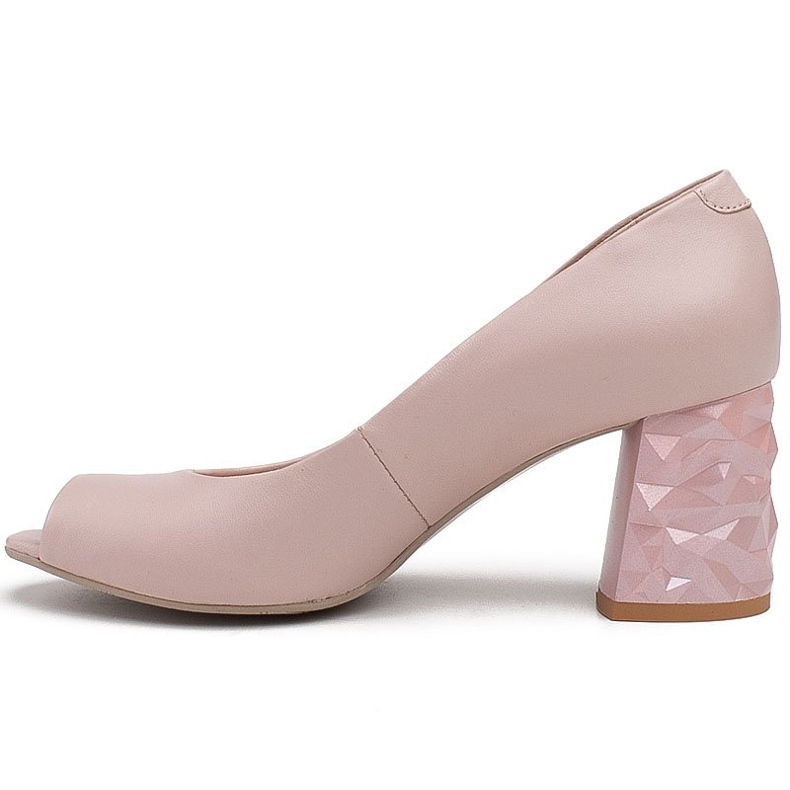 Marco Shoes Sapatos de couro bege com salto 3D rosa 2