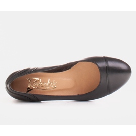 Radoskór Sapatilhas femininas negras clássicas para um pé mais largo preto 1