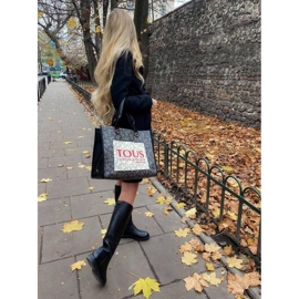 Marco Shoes Botas de cano alto em couro natural com relevo preto 1