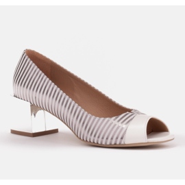 Marco Shoes Sapatilhas femininas com listras metálicas com frente aberta branco prata 1