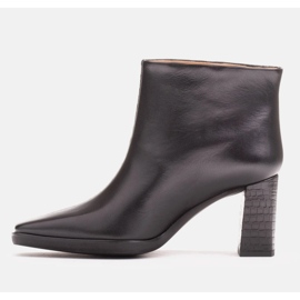 Marco Shoes Botas combinadas feitas de dois tipos de couro preto 1 Marco Shoes Botas combinadas feitas de dois tipos de couro preto 1