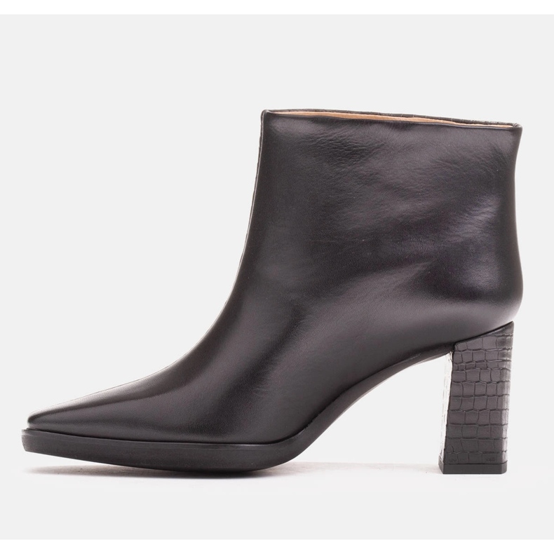 Marco Shoes Botas combinadas feitas de dois tipos de couro preto 1