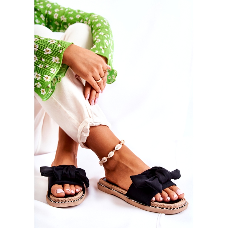 Chinelos femininos com laço de tecido, pretos 4