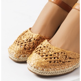 Alpargatas marrons em cunhas Dafin castanho 1