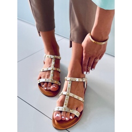 Sandálias com tachas Neha Gold dourado 1 Sandálias com tachas Neha Gold dourado 1