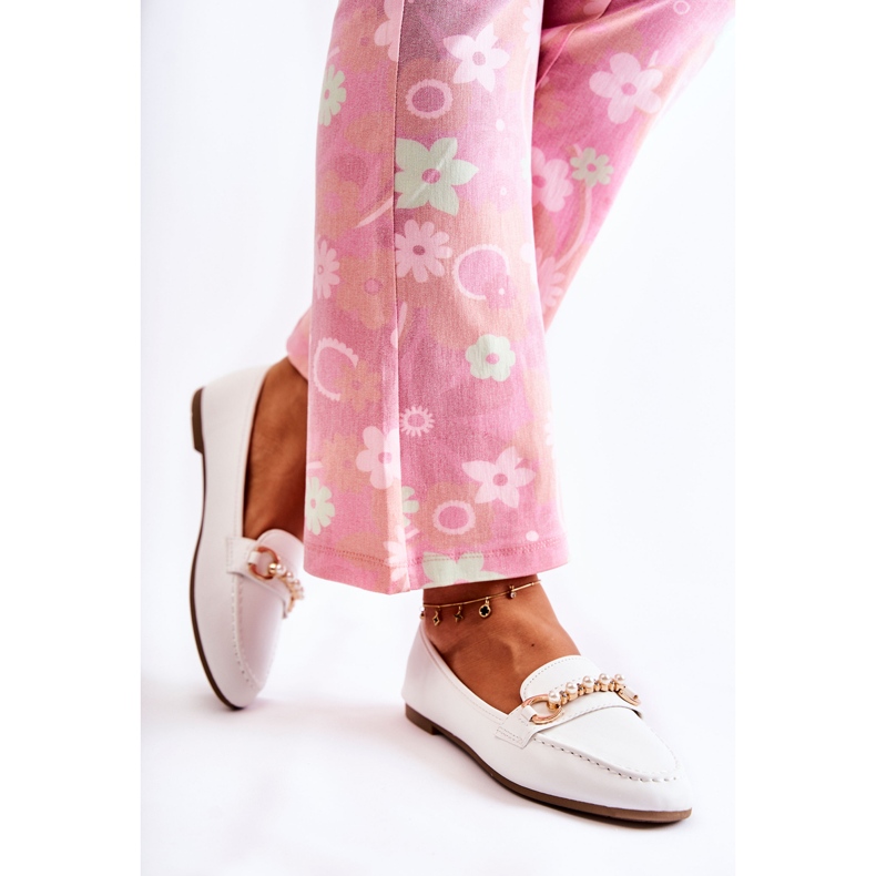 PG1 Mocassins de mulher com pérolas decorativas, branco Sergia 1