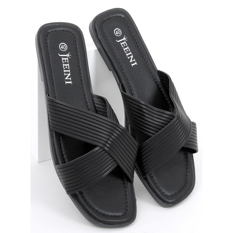 Chinelos femininos Fuzzy Black preto 2