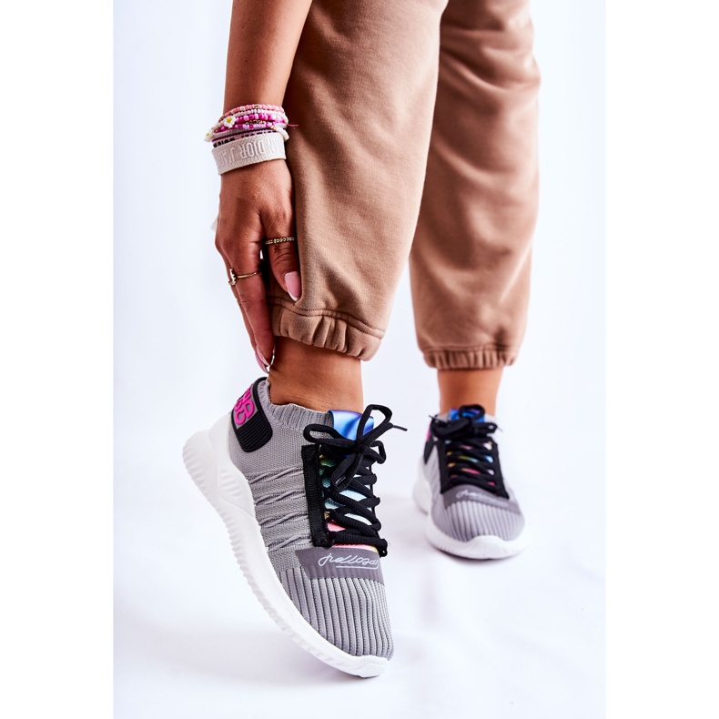 Tênis esportivo feminino slip-on cinza Klayra 1