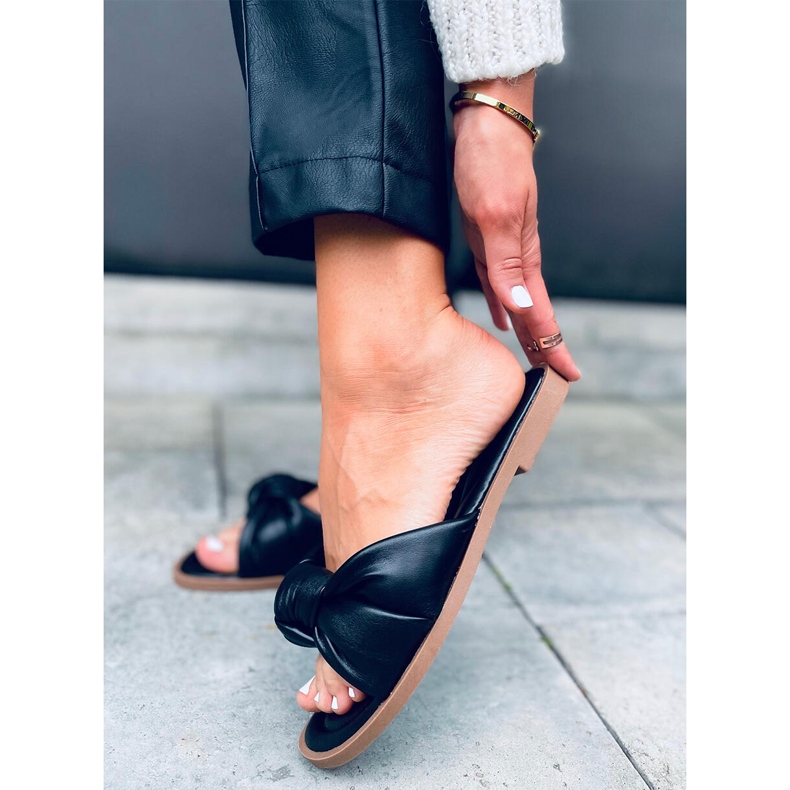 Chinelos femininos Sally Black preto 2